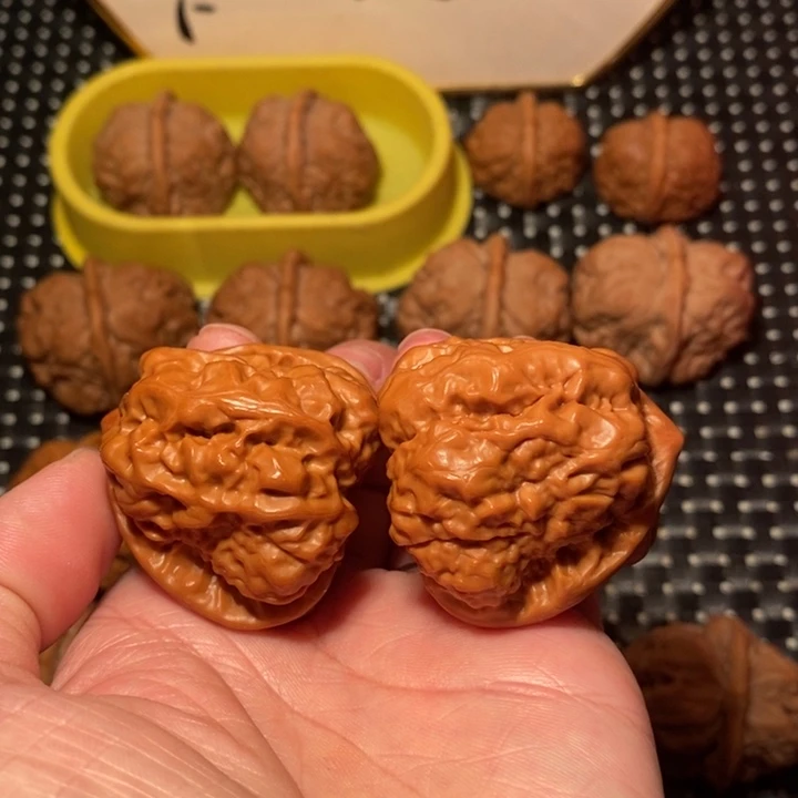 文玩核桃把件四开大八腿三开暴力恶蟾王