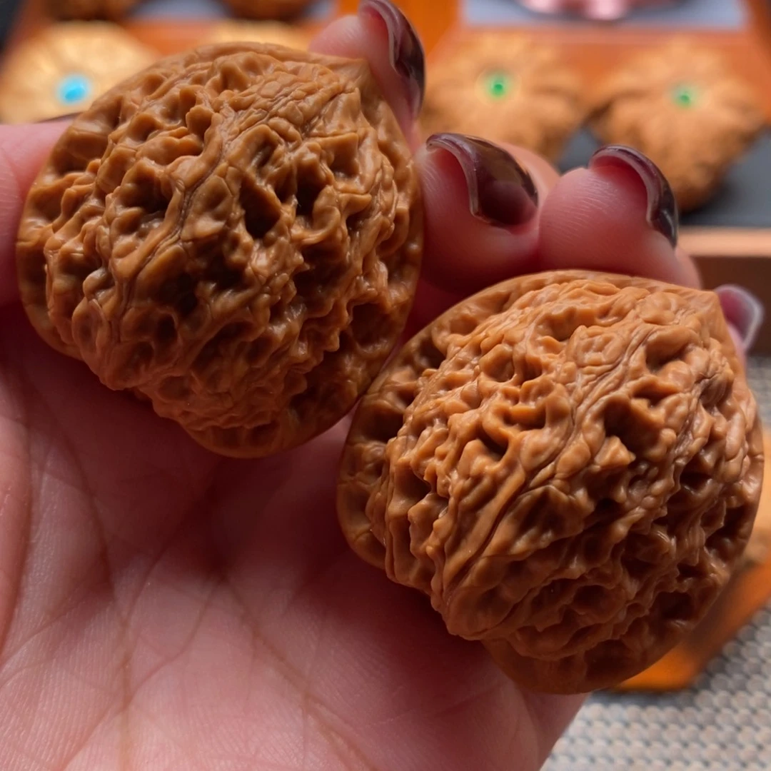 文玩核桃把件34尺寸水龙纹狮子头