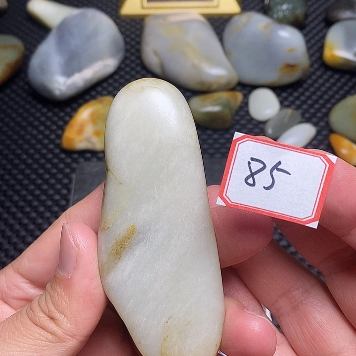 未镶嵌和田玉把件85