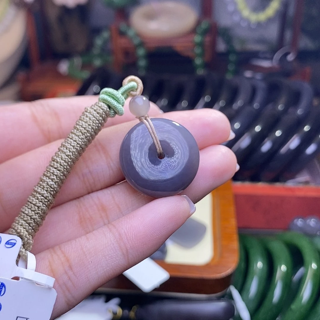 和田玉清货价浓烟紫平安扣未镶嵌