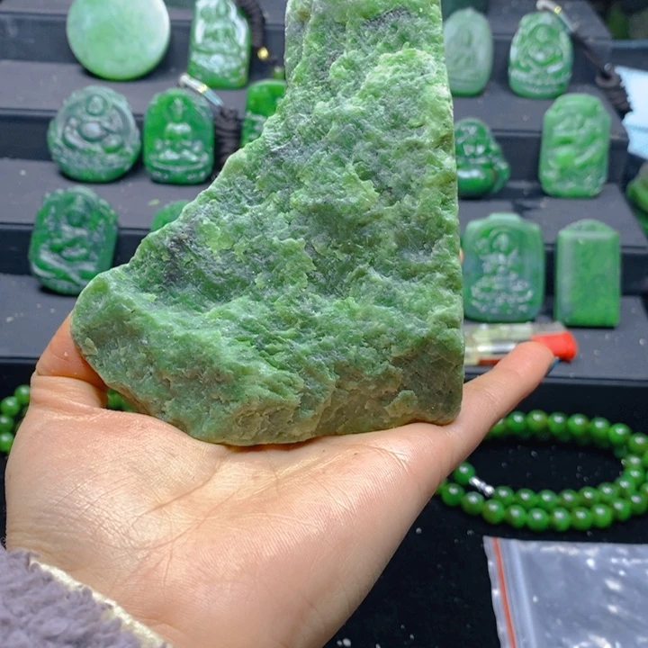 和田玉未镶嵌珠宝半成品