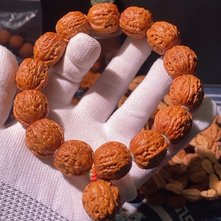 手串文玩核桃……44