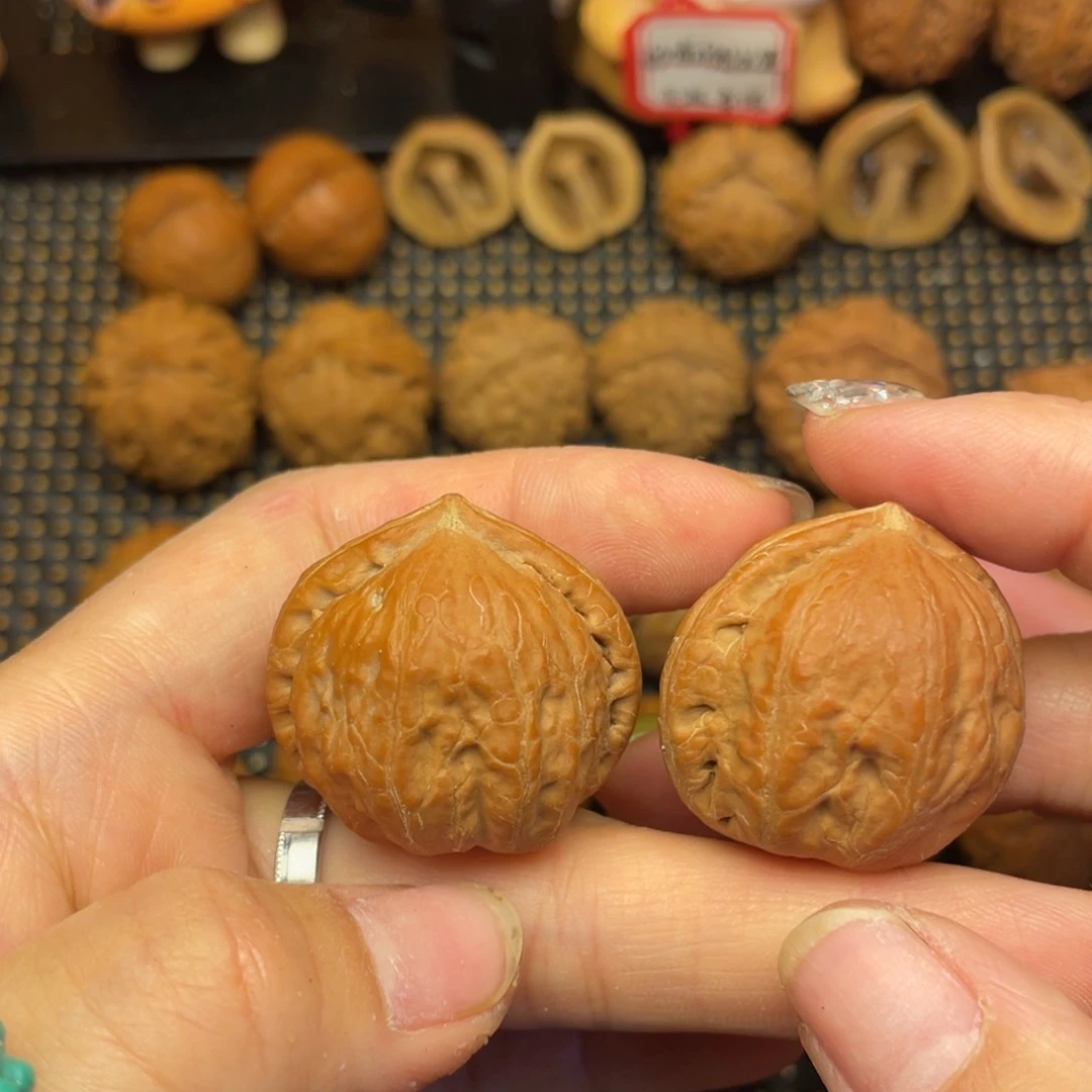 文玩核桃吊坠29尺全品浅纹官帽