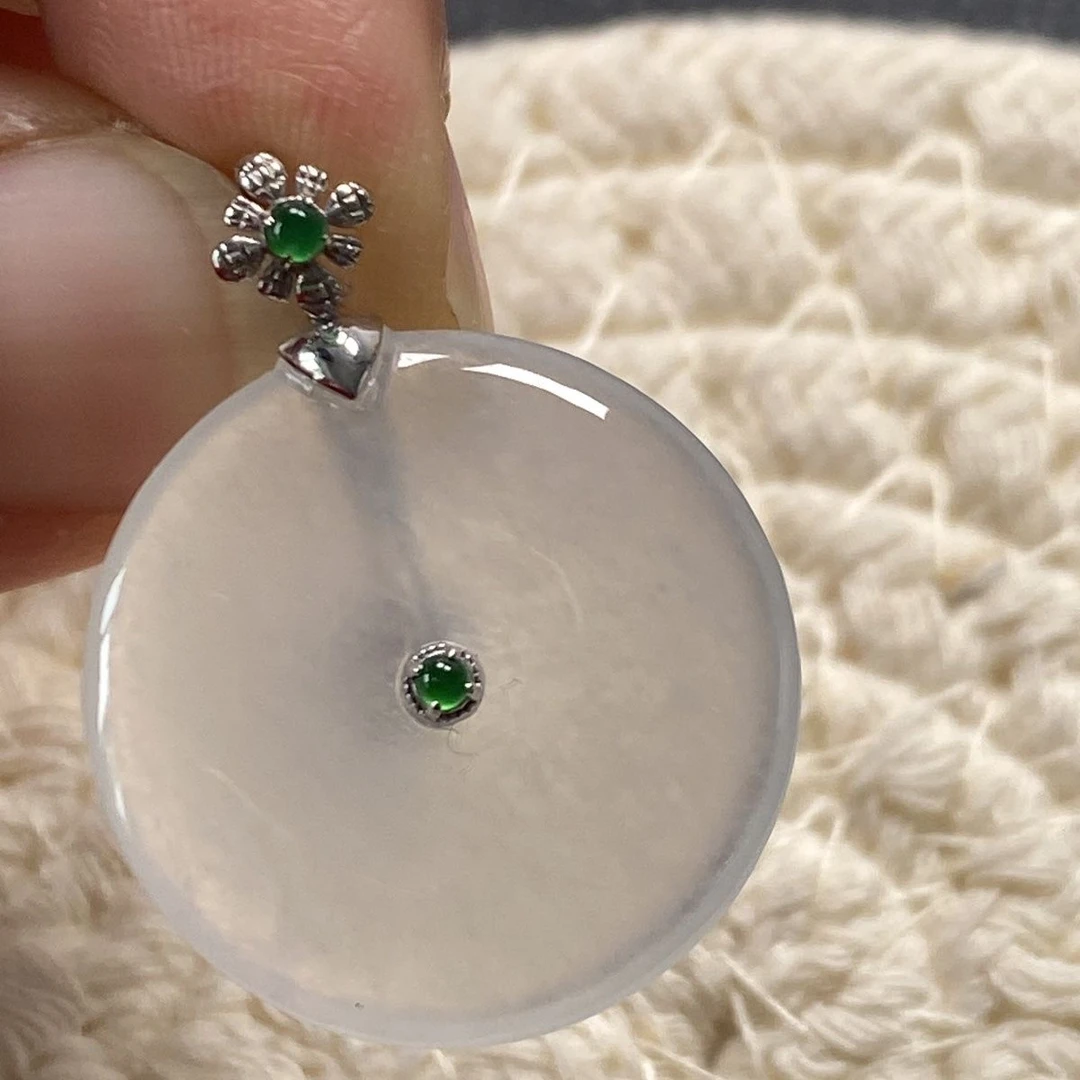 天然冰种翡翠平安扣吊坠时尚精美百搭饰品