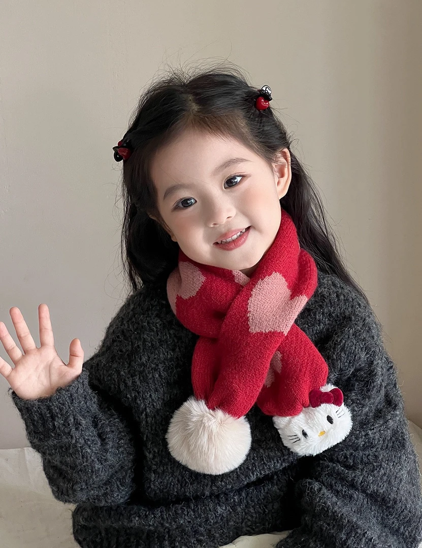 kt围脖宝宝儿童交叉秋冬季红色围巾防风护颈女童保暖可爱爱心毛球