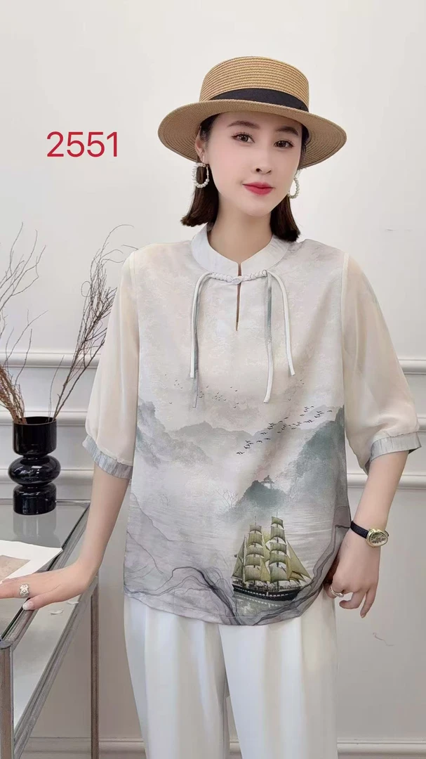 2551款，立领盘扣，山水画，上衣