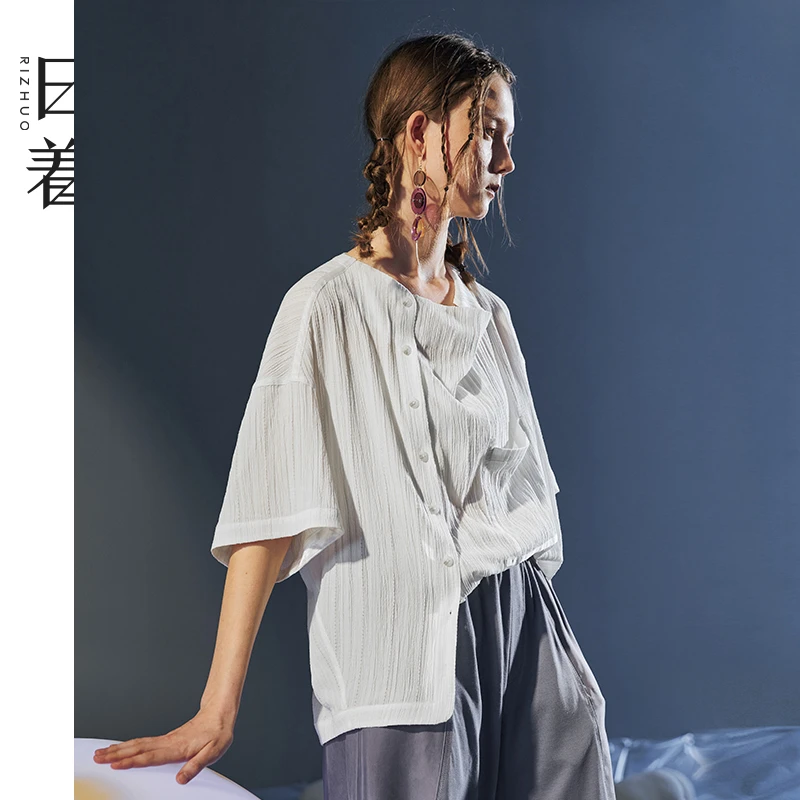 日着原创2025夏新款荡领海浪纹宽松偏门襟小众短袖衬衫RD2102C1