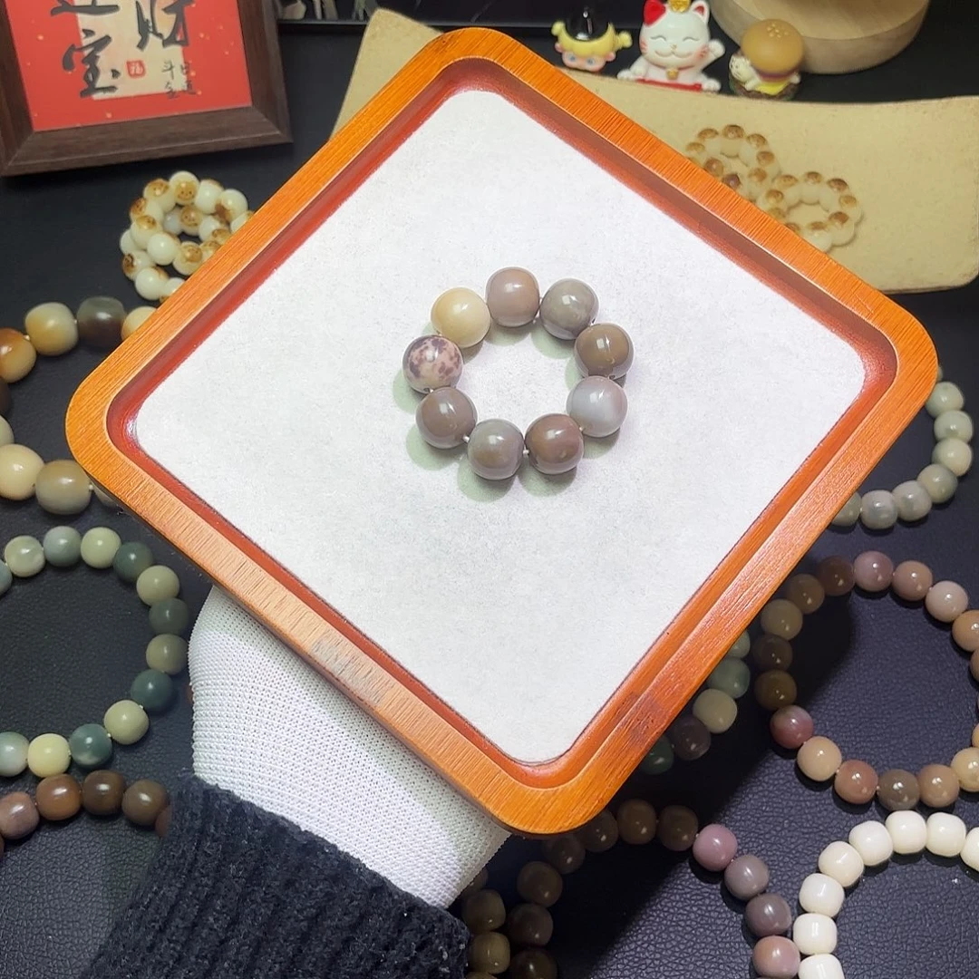 菩提根/象牙果吊坠卡16.6大瑕疵手捻干磨052