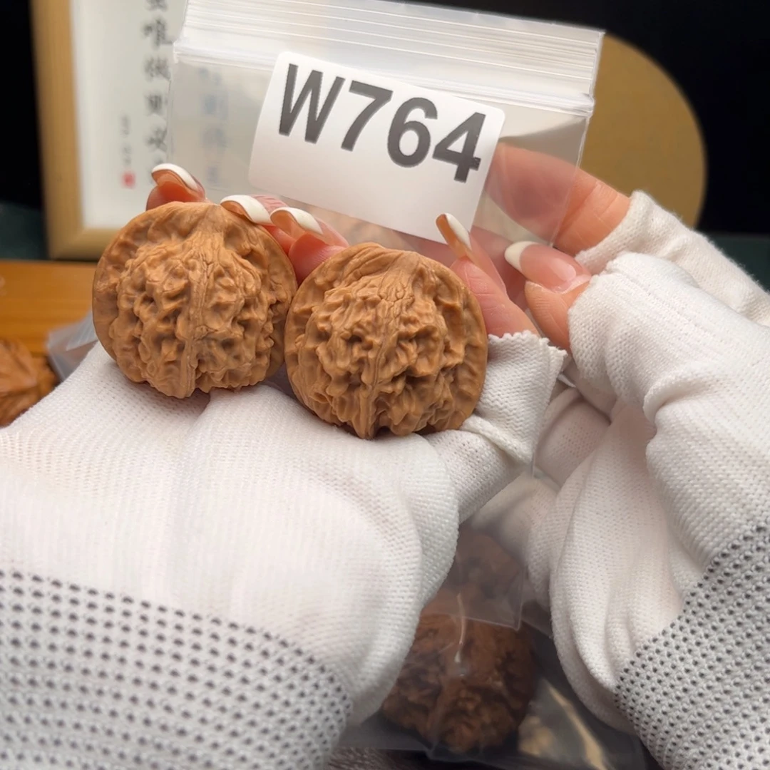 文玩核桃把件37天地w 764