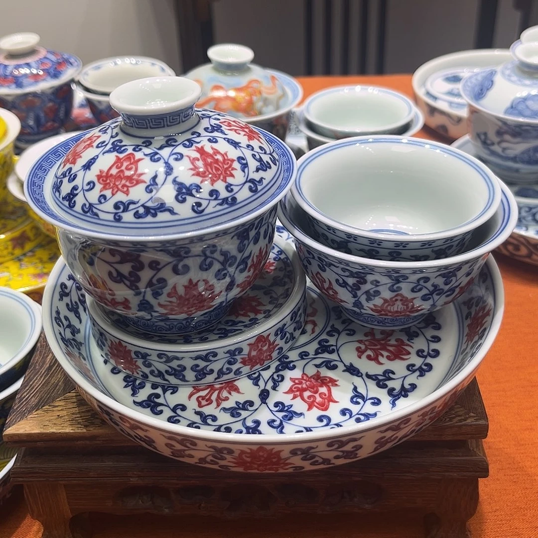 景德镇陶瓷学院的