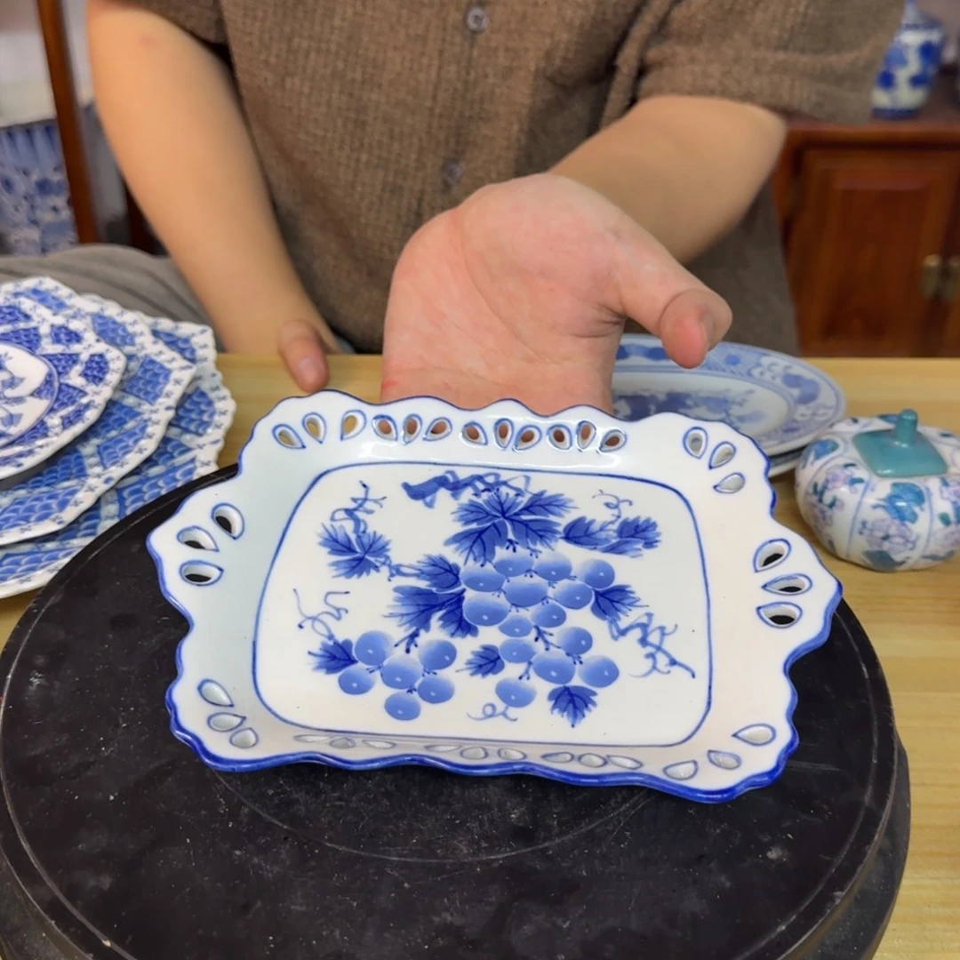 默认微瑕，介意勿拍。