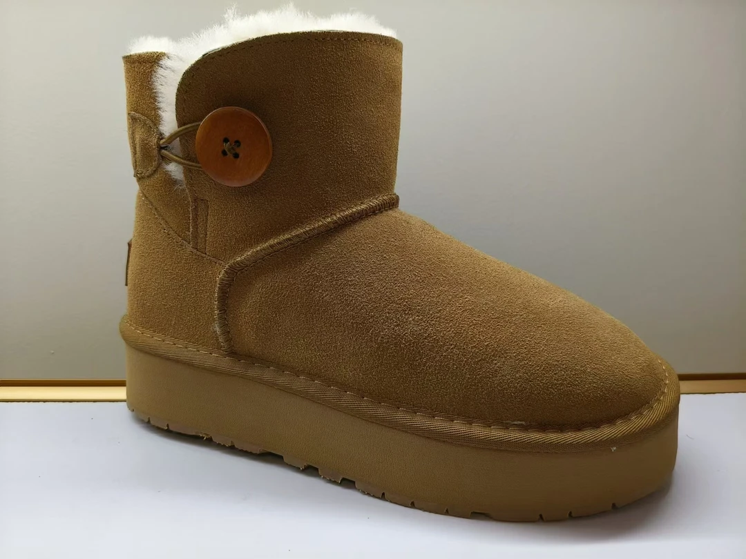 【3352】女士冬季时尚雪地靴女款真皮加绒经典加厚中筒保暖皮毛一体