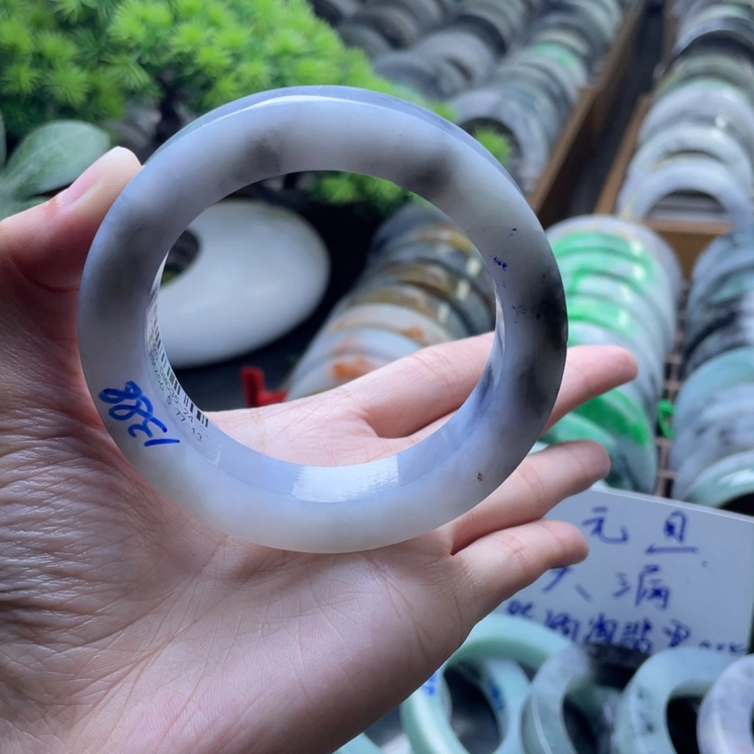 定制翡翠未镶嵌特价翡翠手镯定制