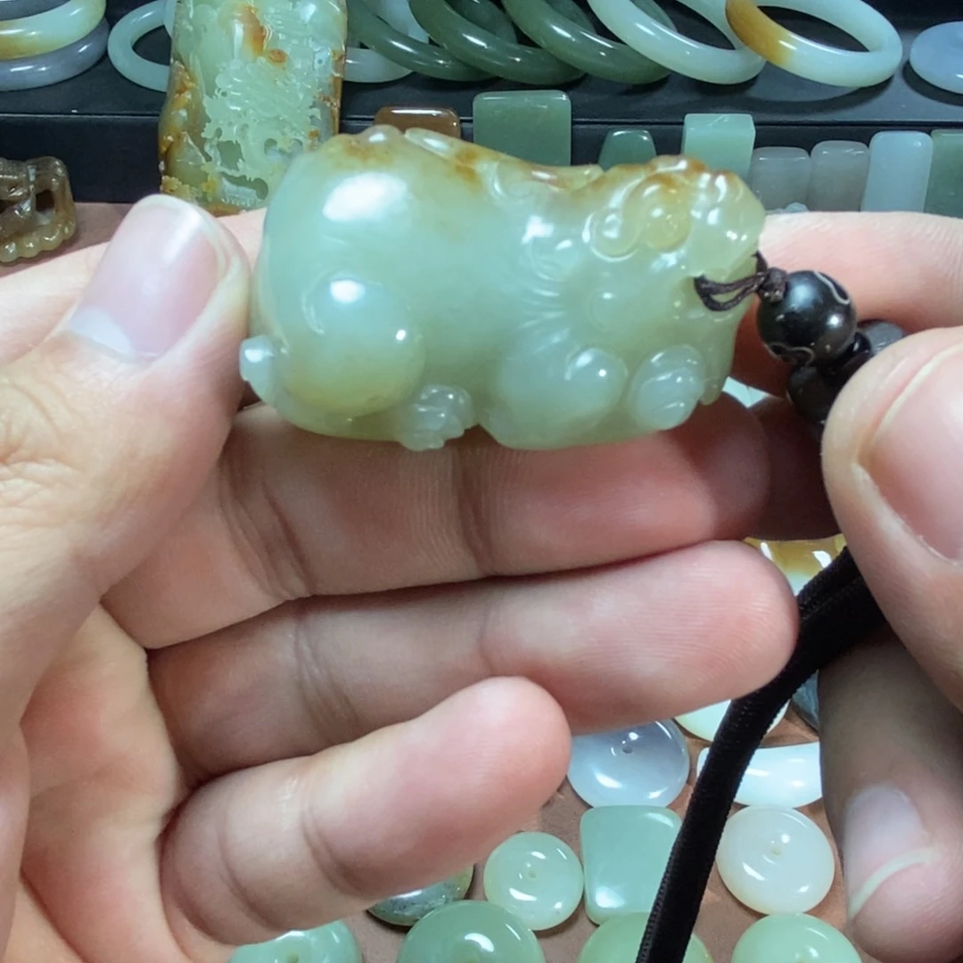 和田玉吊坠(不含链)未镶嵌