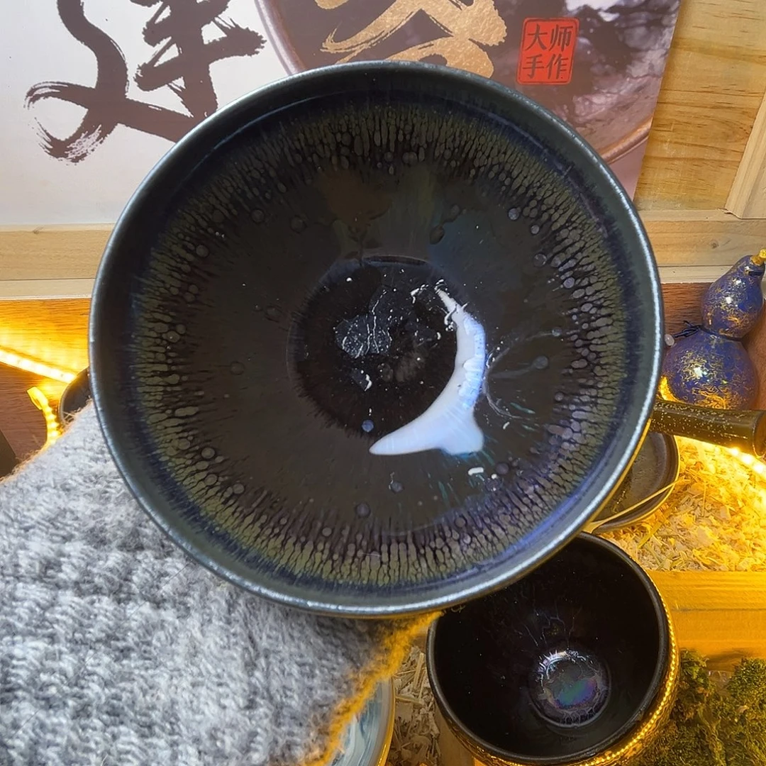 茶盏我也要努力去完成这个心愿呢