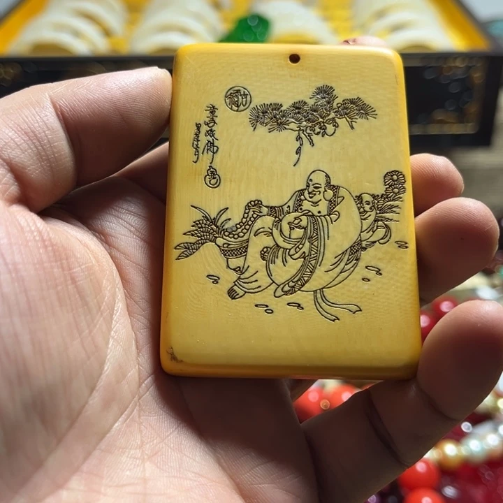 和田玉（糖玉）未镶嵌颈饰