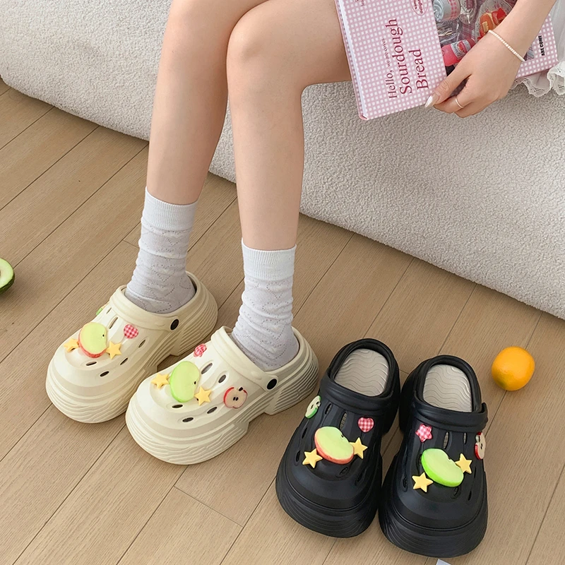 网红爆款厚底白色可爱洞洞鞋女款2025新款夏季外穿增高防滑凉拖鞋