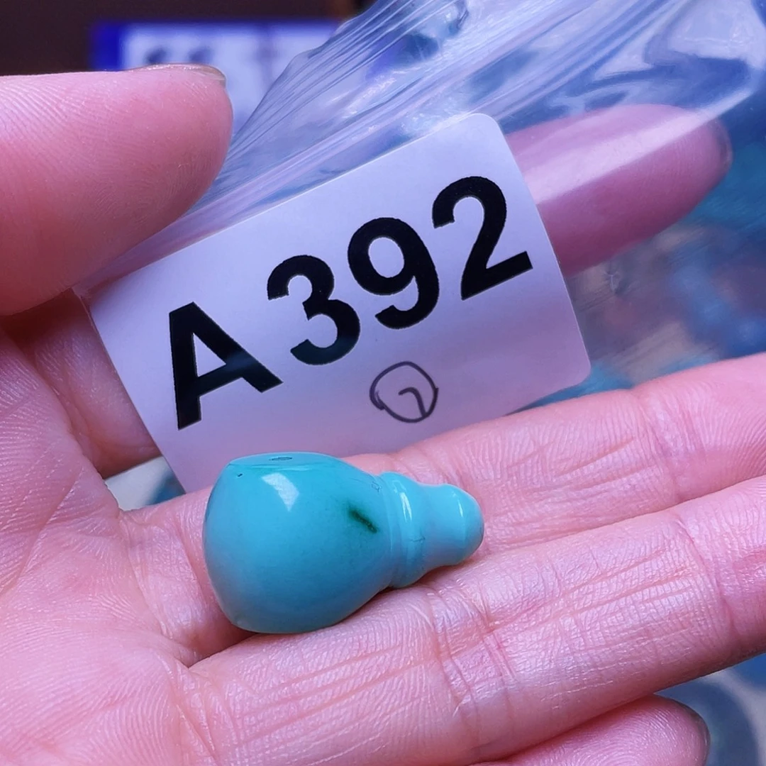 十堰原生态绿石头特色手工配饰