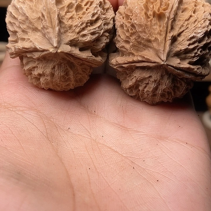 吊坠文玩核桃三棱