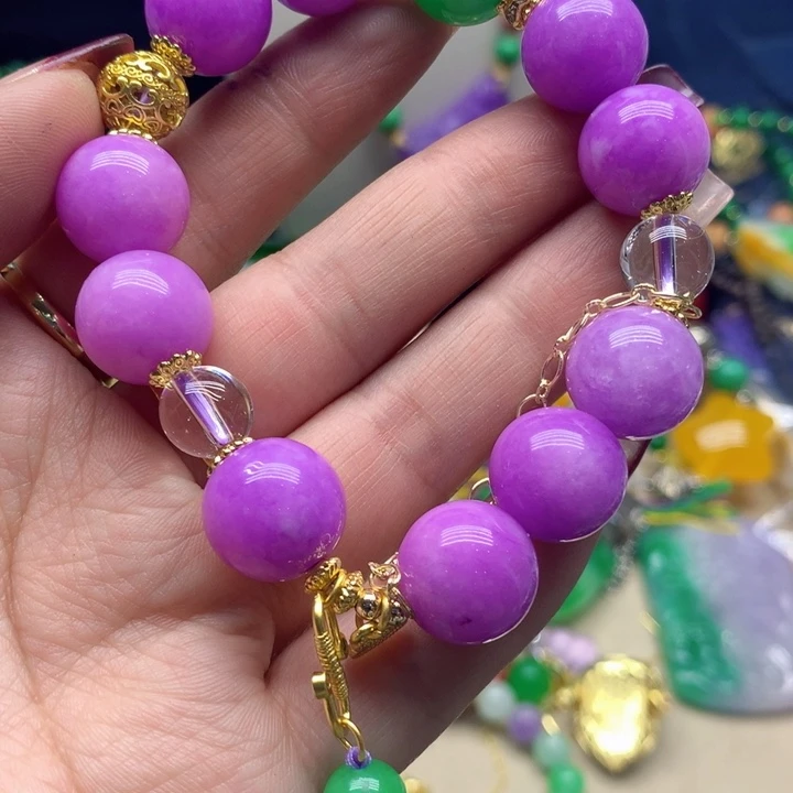 翡翠颈饰未镶嵌吊坠