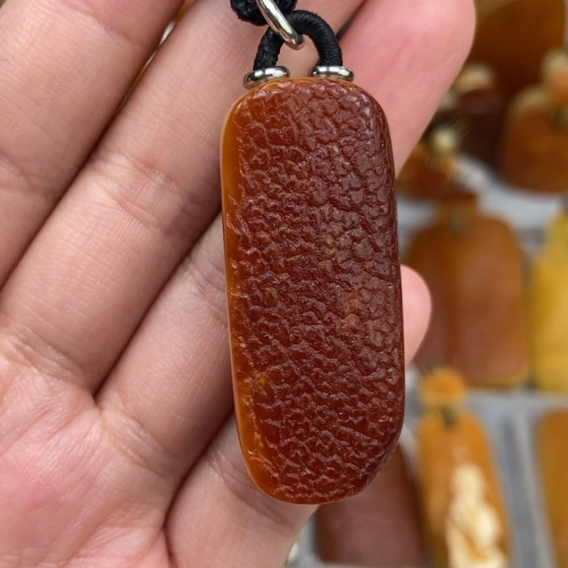 【闪购商品】未镶嵌颈饰琥珀