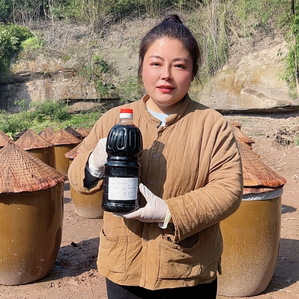 现场打酱油原浆窝油土酱油散装酱油纯粮食酿造手工老酱油现拍现装