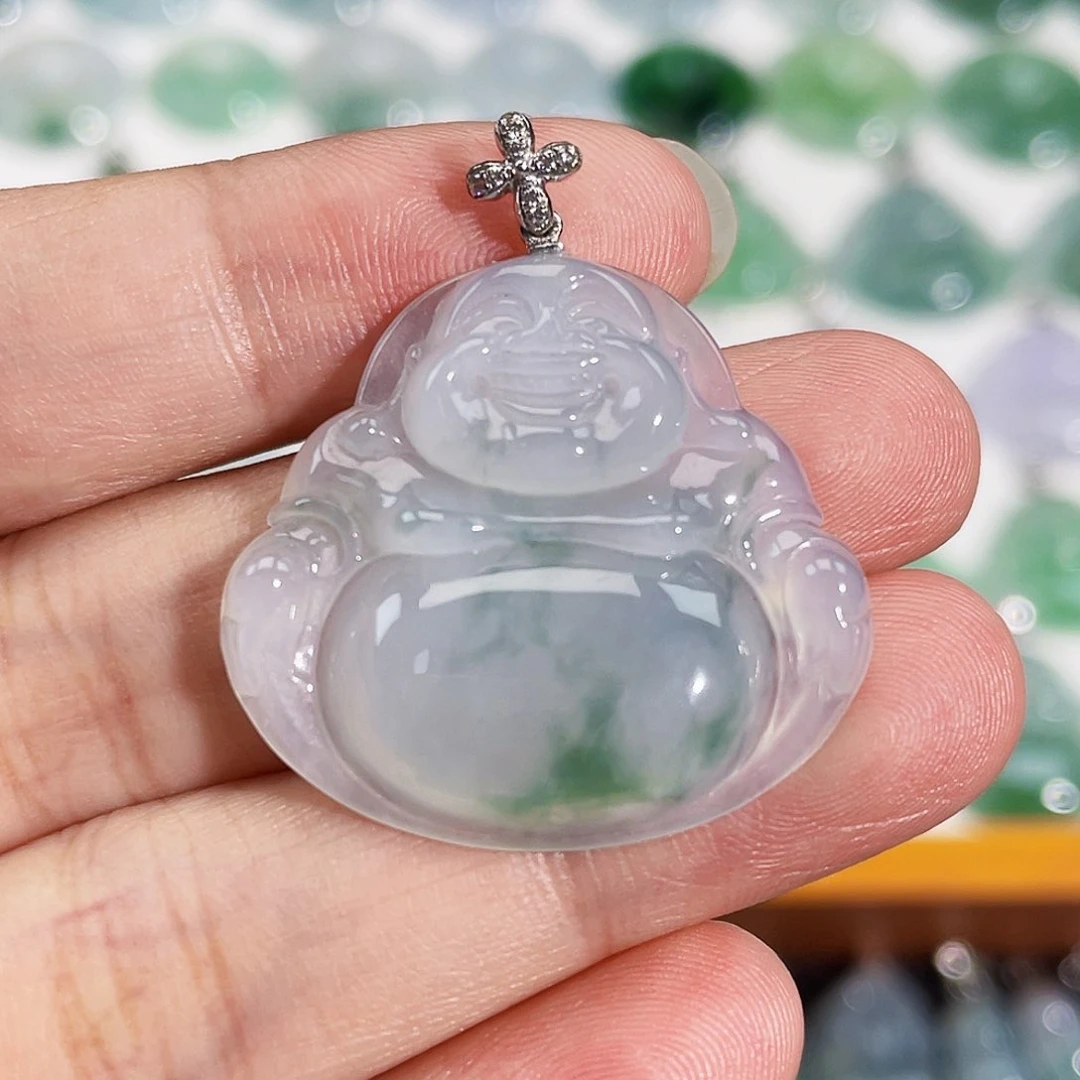 颈饰18K金镶嵌翡翠吊坠