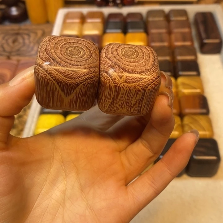 小***怪香榧木瑕疵木木木木木