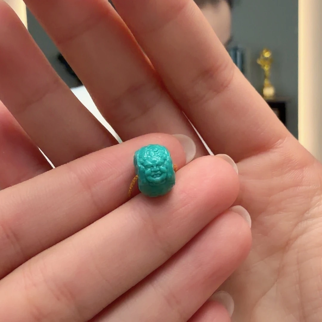 绿松石未镶嵌颈饰