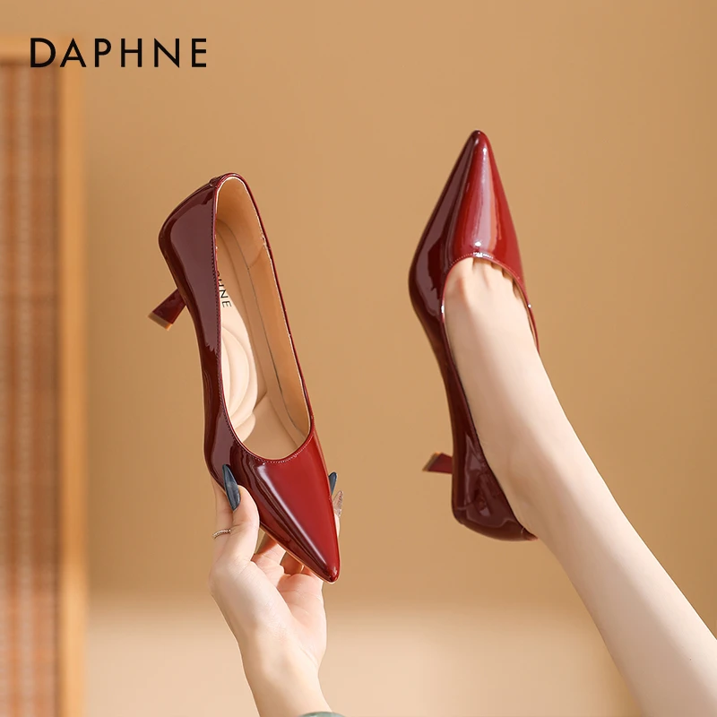 达芙妮气质优雅性感红色高跟鞋春夏百搭细跟尖头单鞋浅口女鞋2025