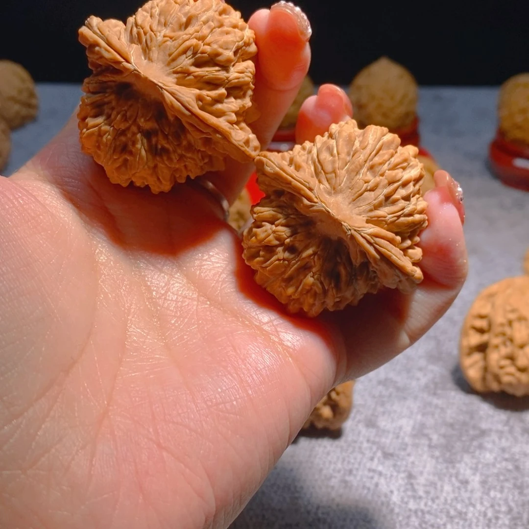 文玩核桃吊坠正****啊四座楼43全品