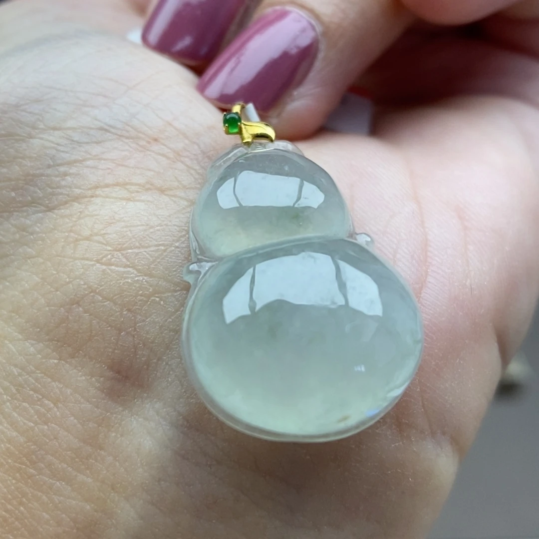 翡翠18K金镶嵌颈饰吊坠43