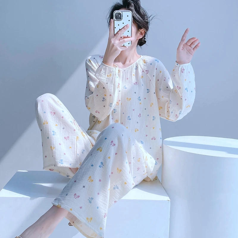 双层棉纱睡衣女春秋纯棉圆领开衫家居服长袖全棉可爱大码宽松套装