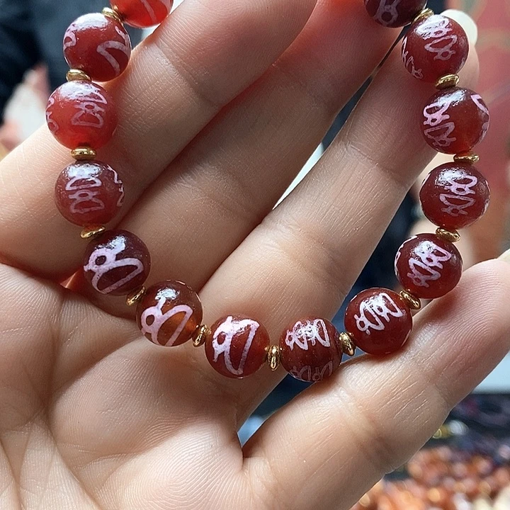 玛瑙/玉髓颈饰合金