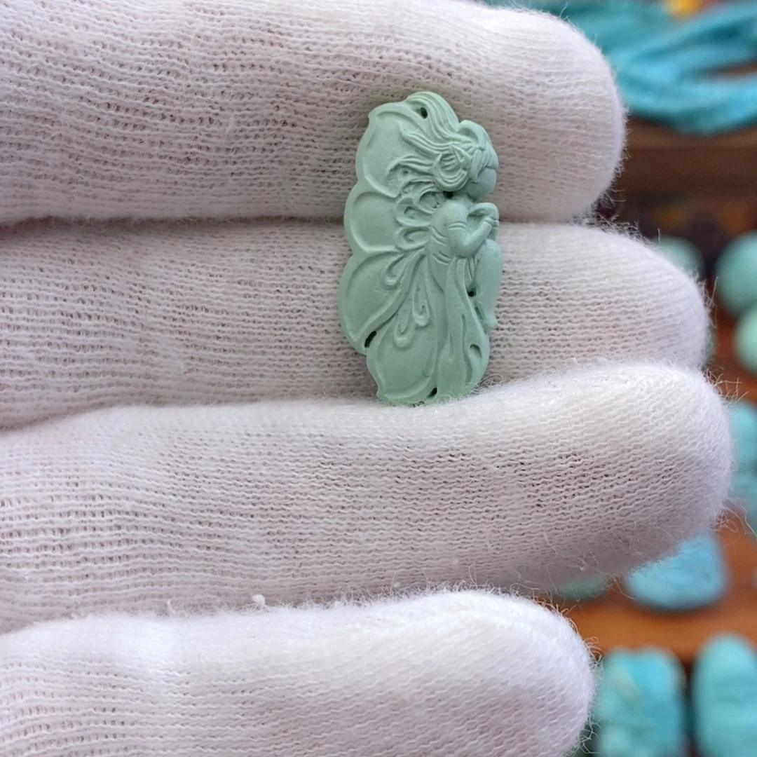 绿松石未镶嵌珠宝奇石