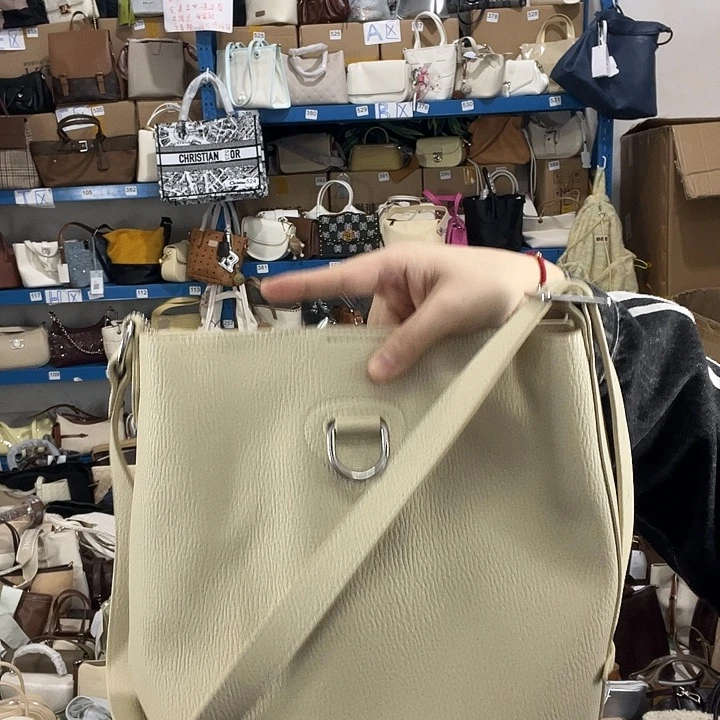 水牛皮（革）龙***寻健健康康平平安安