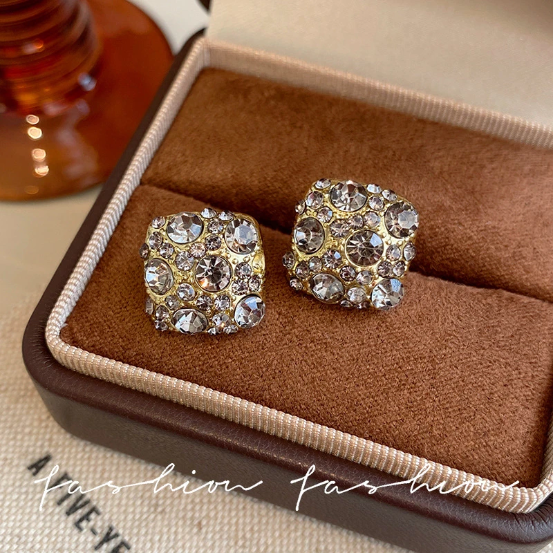 合金合成锆石耳饰 微镶满锆方块耳环韩系名媛精致超闪耳钉女小众