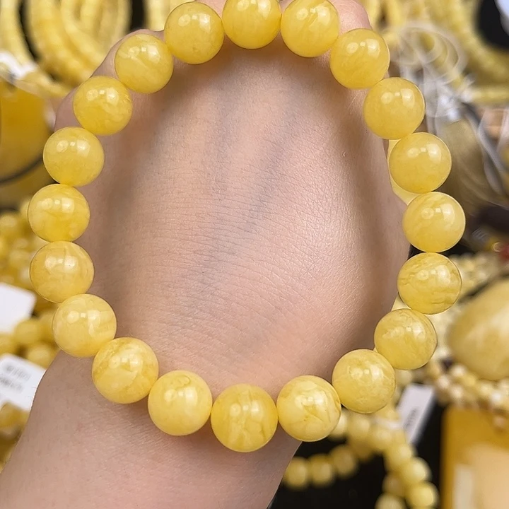 琥珀未镶嵌颈饰琥珀