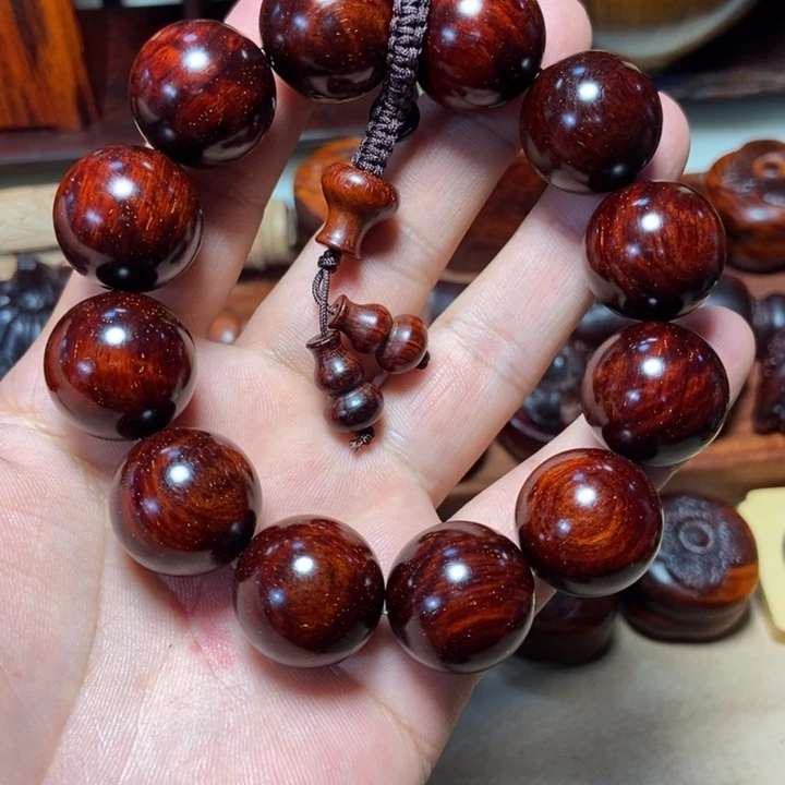 檀香紫檀（小叶紫檀）立**学手串