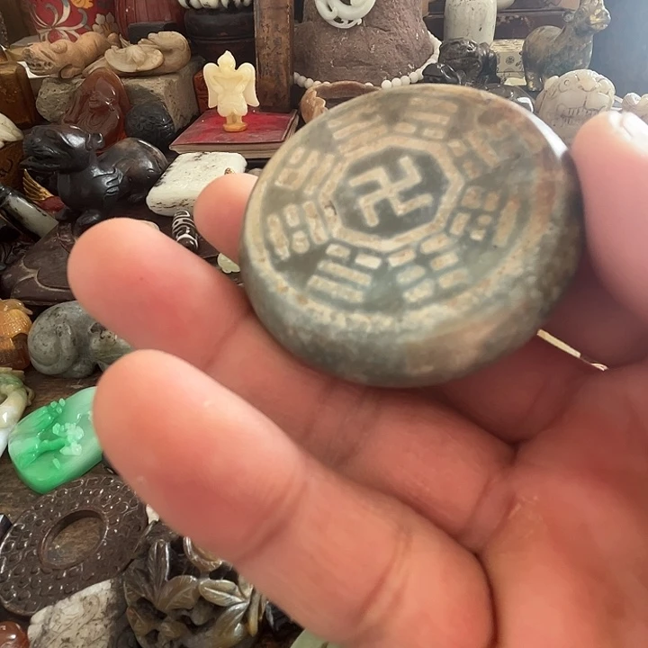 和田玉（糖玉）未镶嵌挂件