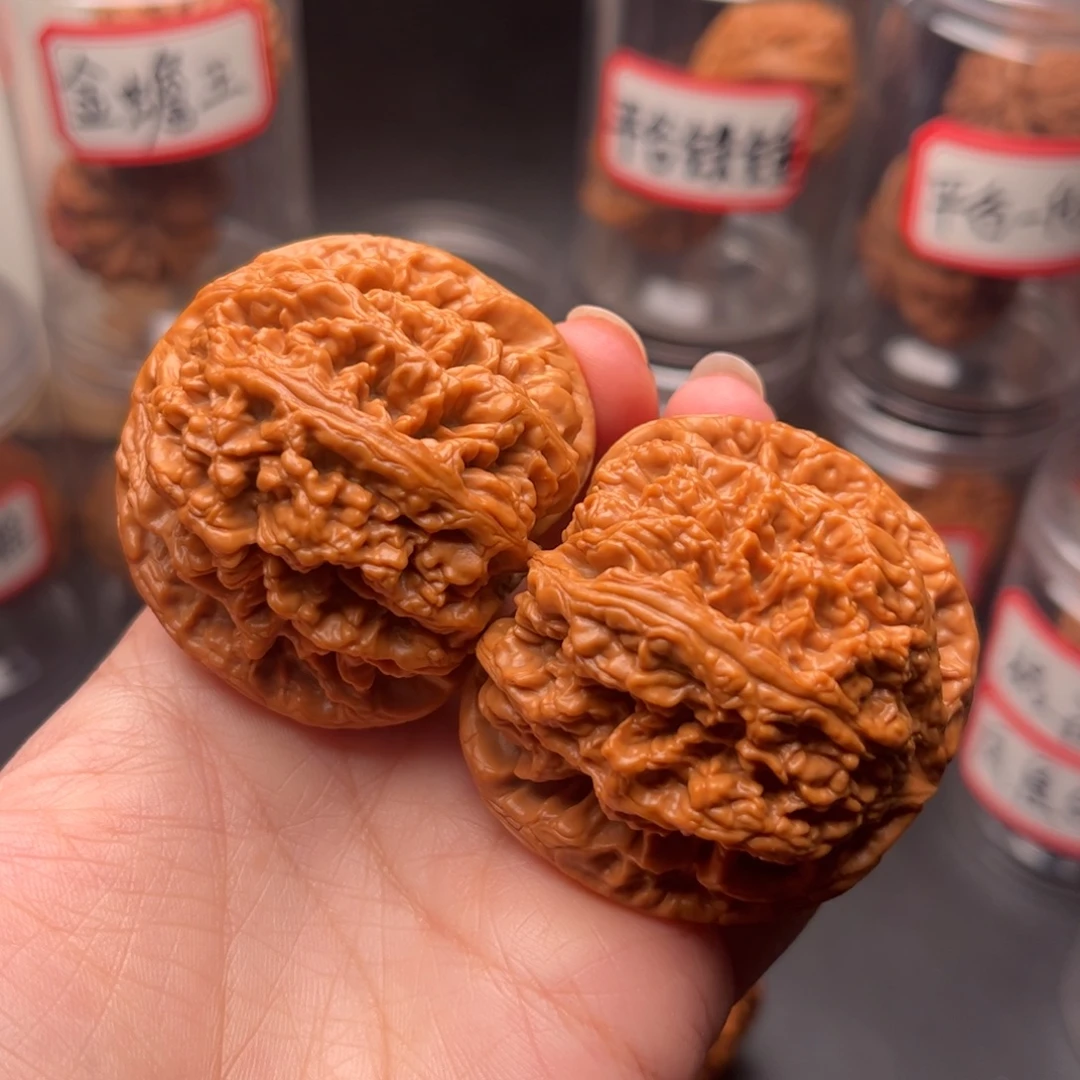 文玩核桃把件48精品粗筋