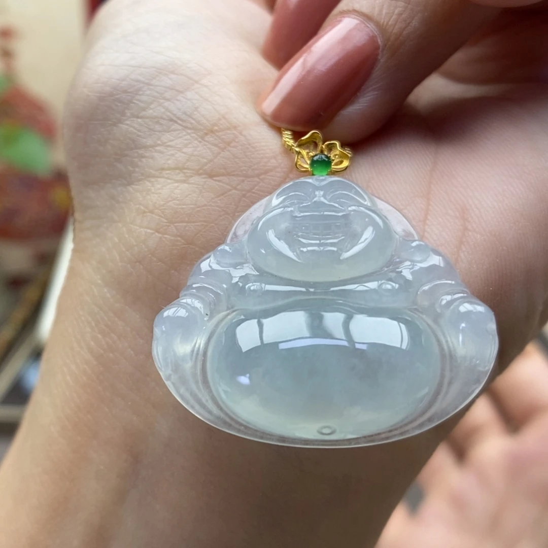 翡翠18K金镶嵌颈饰吊坠66