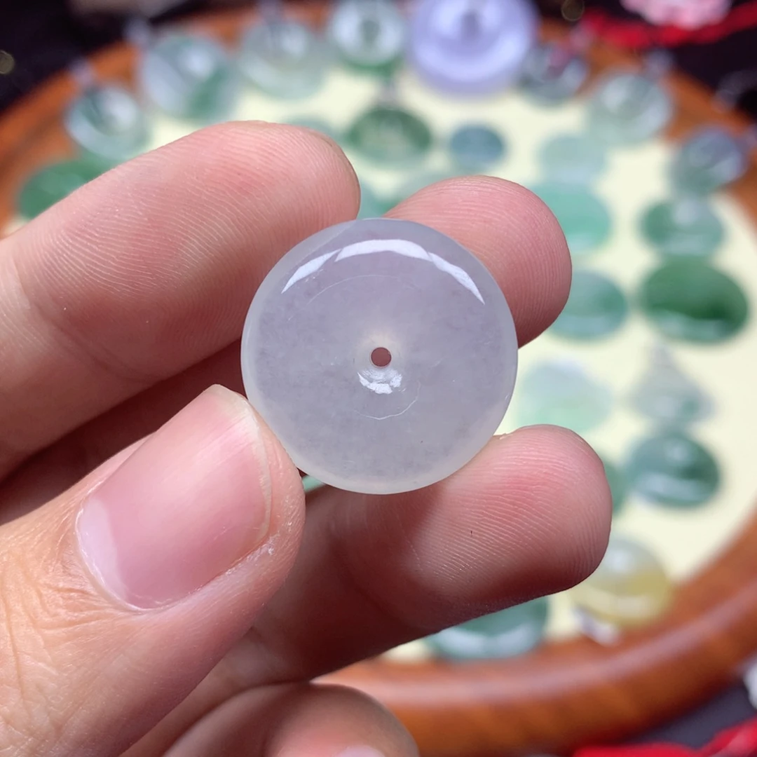 翡翠未镶嵌颈饰吊坠20.3/5.8mm