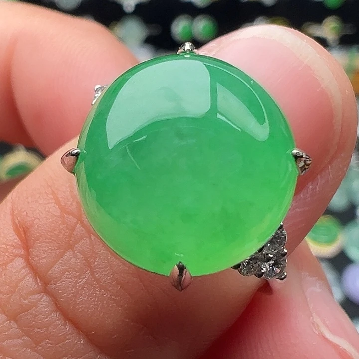 翡翠18K金镶嵌戒指蛋面13.5