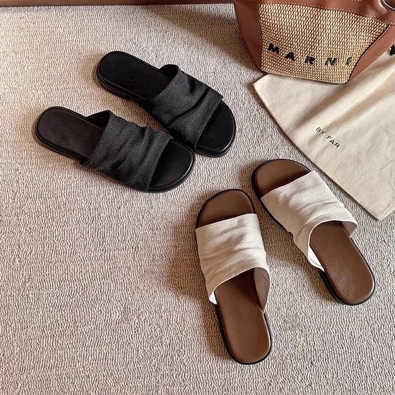 三福一字拖鞋女外穿夏季平底通勤休闲女2025新款百搭沙滩凉拖半拖