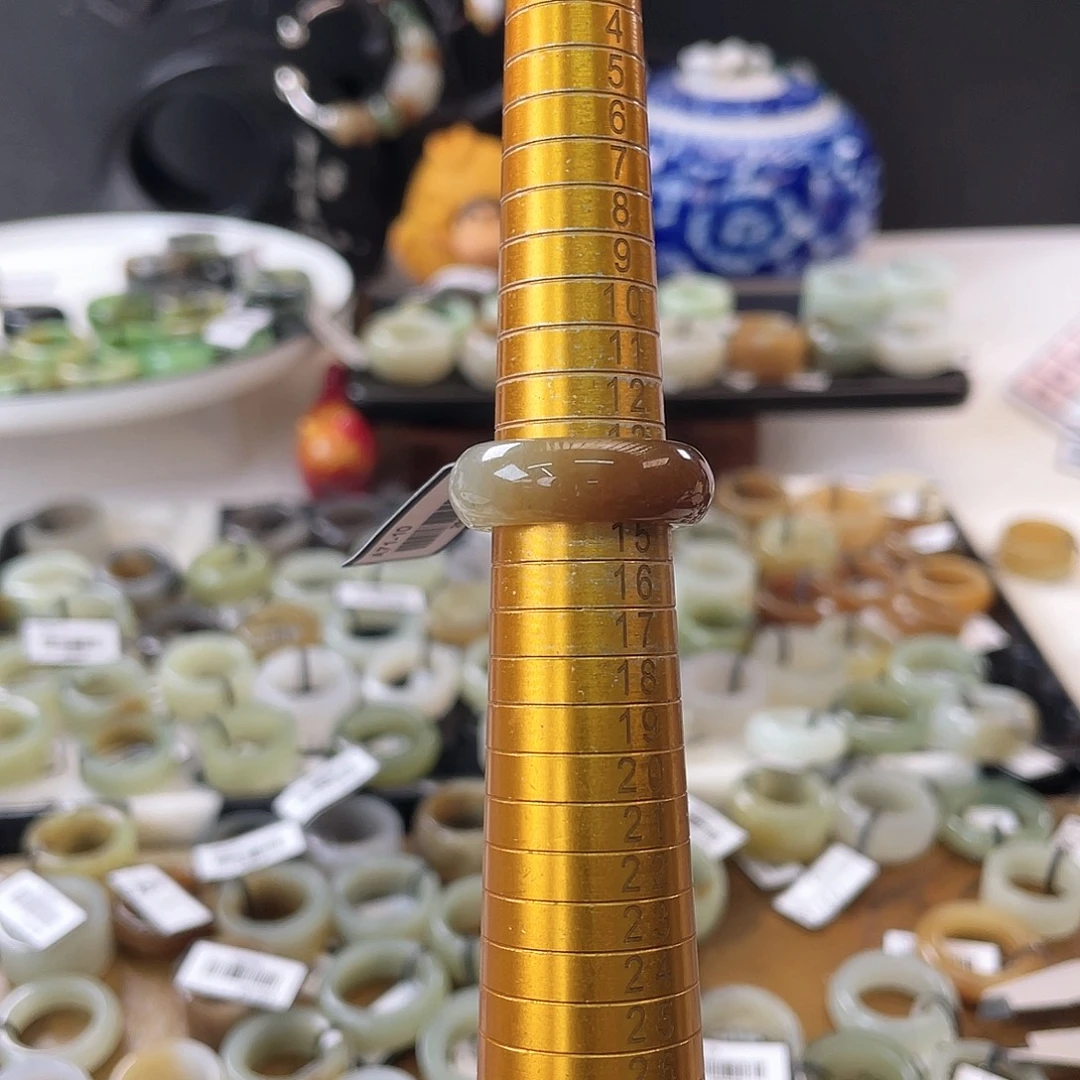 未镶嵌戒指和田玉（糖玉）x42一口糖轮胎17.1不退换