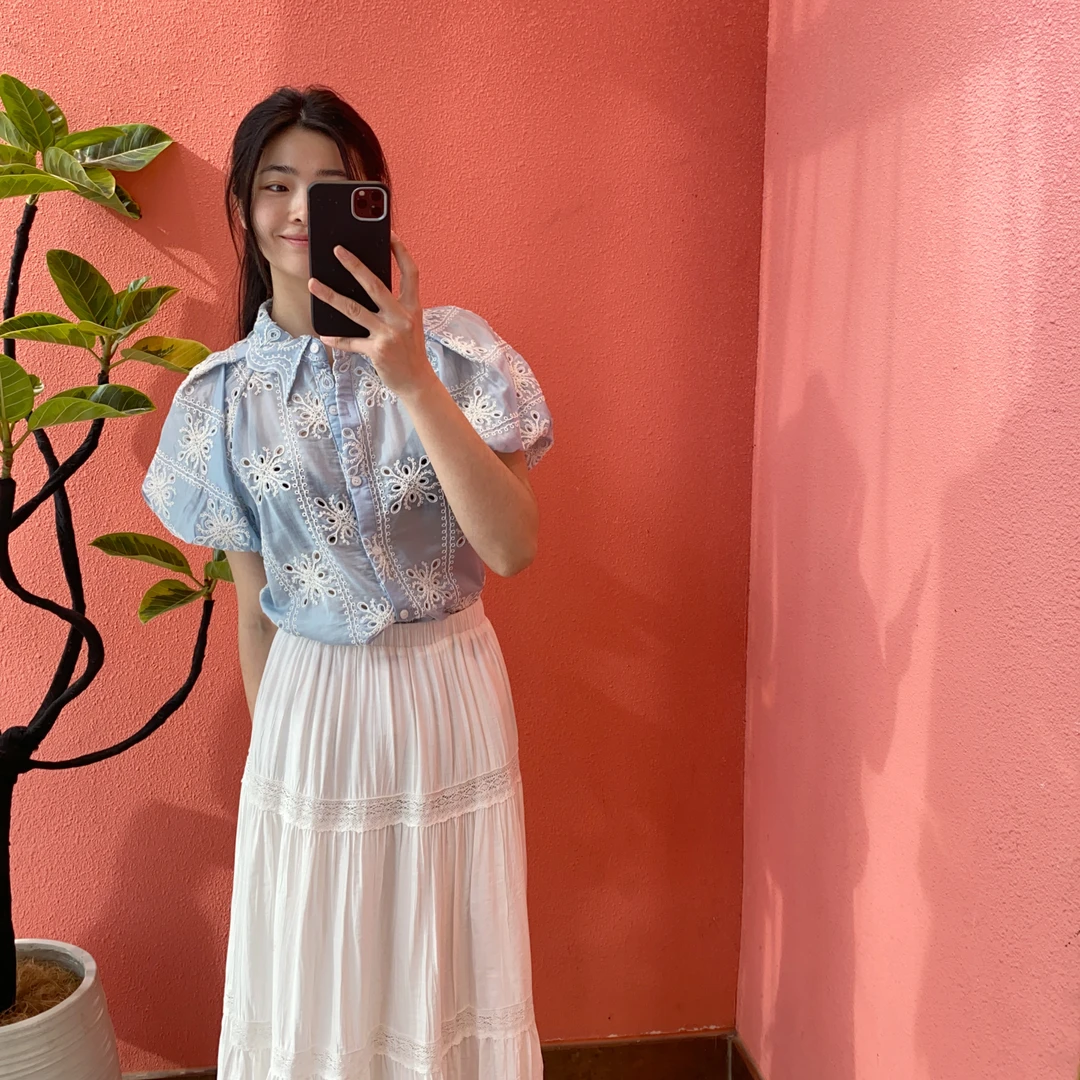 （默茗服装）白色拼蕾丝度假长裙