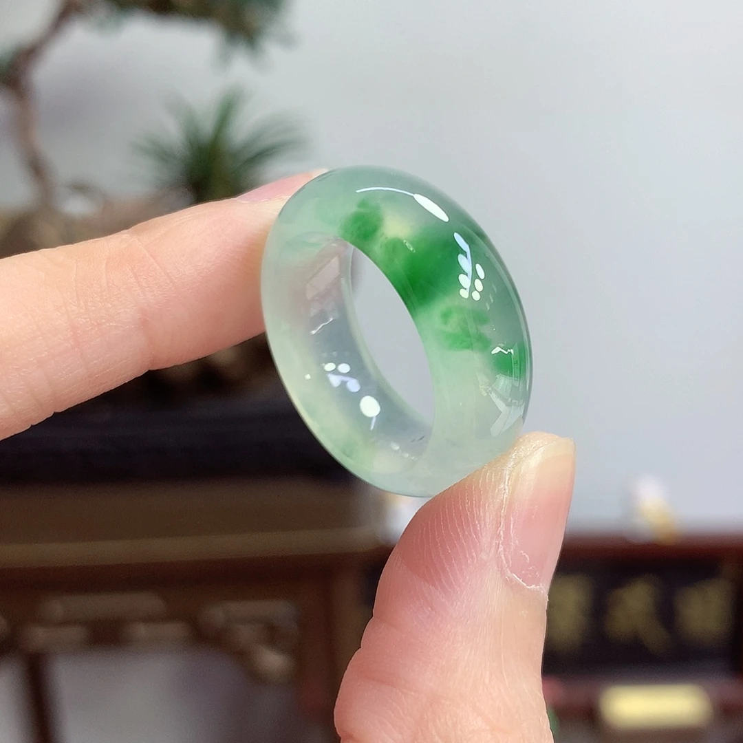 翡翠未镶嵌戒圈17-18号