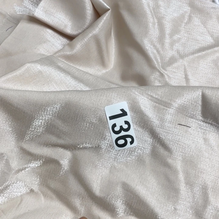 天丝（莱赛尔纤维）136。1米瑕疵