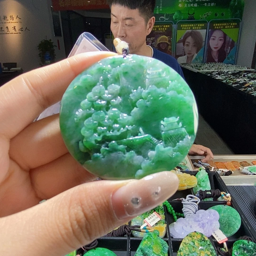 颈饰未镶嵌翡翠翡翠